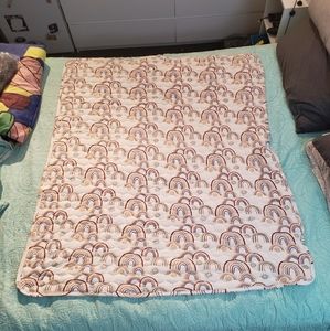 Kate Quinn | Multi Rainbow Quilt